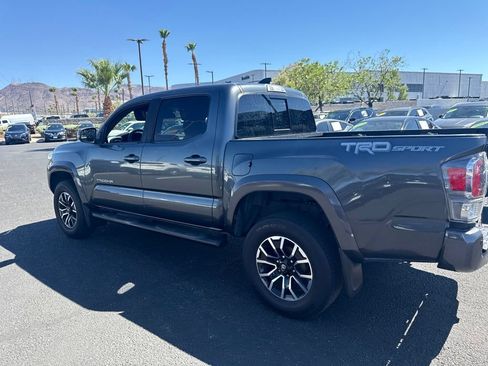 Used 2020 Toyota Tacoma TRD Sport w/ Technology Package RWD image 9