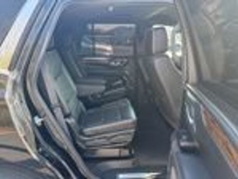 Used 2024 Chevrolet Tahoe Premier RWD image 31