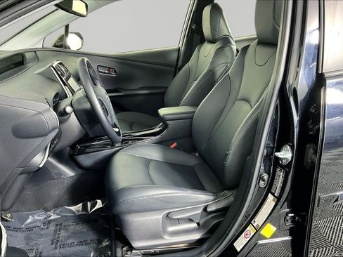 Used 2019 Toyota Prius XLE w/ Advanced Technology Package AWD/4WD image 21