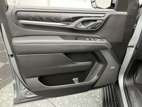 Certified 2023 GMC Yukon XL Denali AWD/4WD image 9