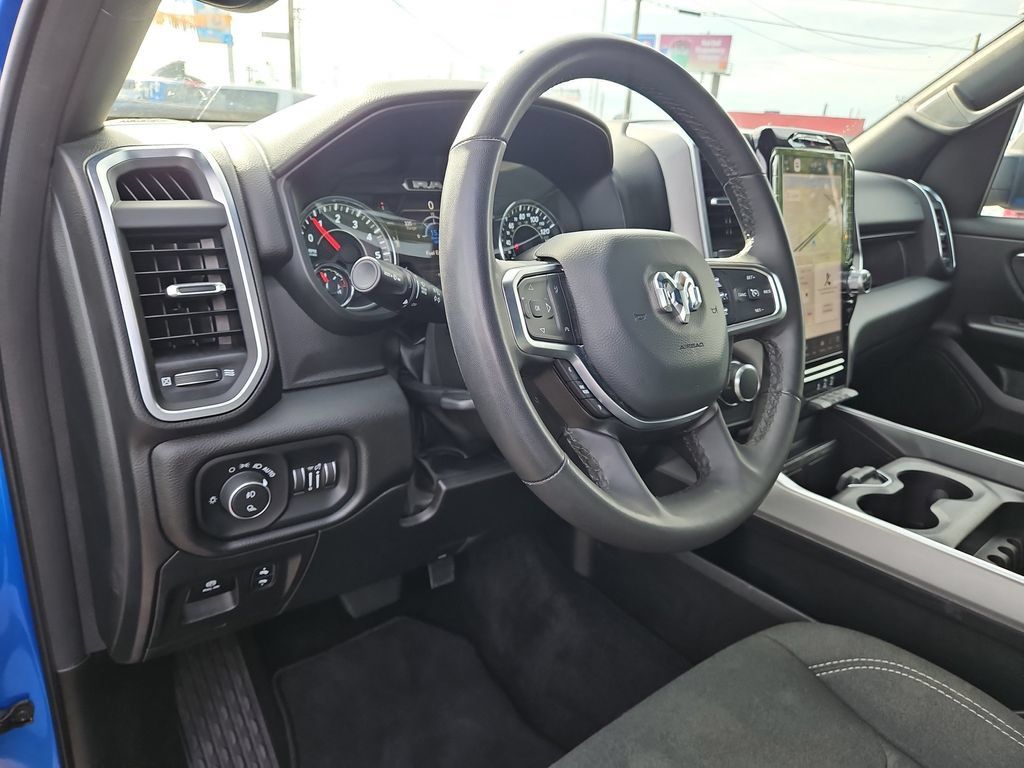 Used 2025 RAM 1500 Big Horn AWD/4WD image 21