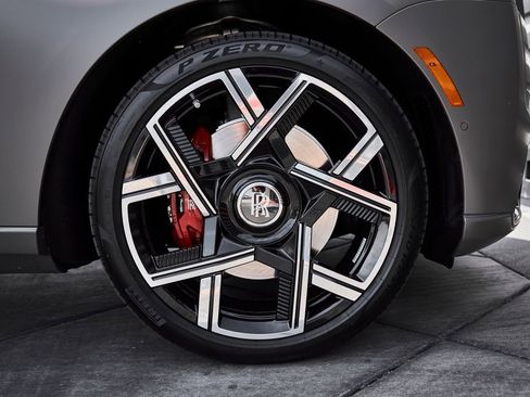 Used 2026 Rolls-Royce Cullinan Black Badge AWD/4WD image 21