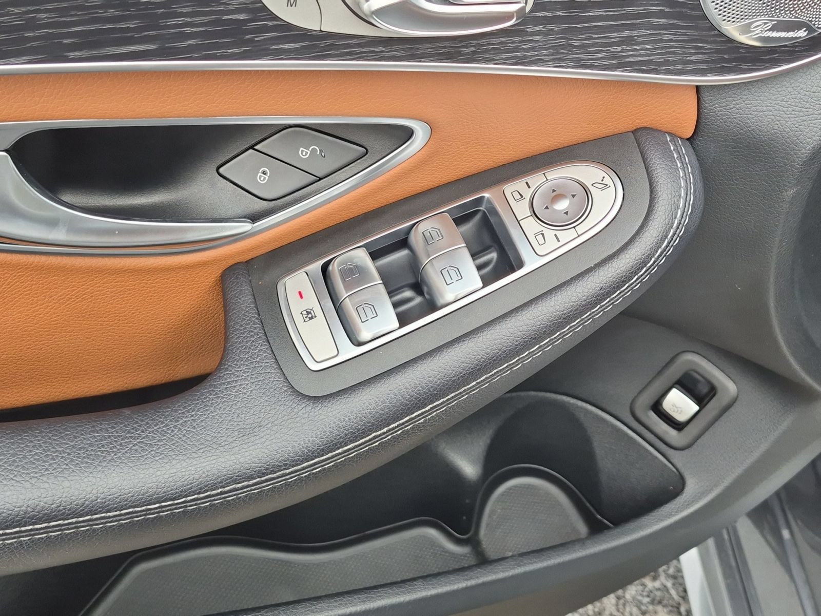 Used 2021 Mercedes-Benz C 300 4MATIC Sedan image 13
