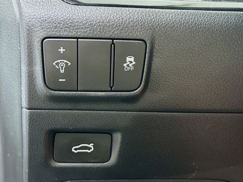 Used 2025 Kia K5 LXS image 17