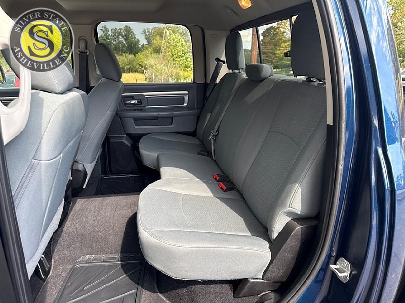 Used 2020 RAM 1500 Classic SLT AWD/4WD image 13