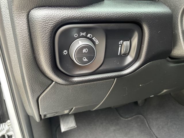 Used 2026 RAM 2500 Big Horn AWD/4WD image 27