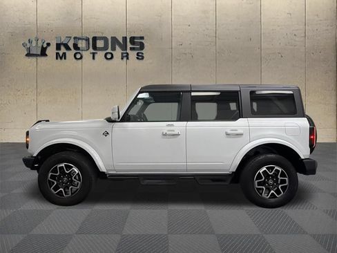 Used 2023 Ford Bronco Outer Banks AWD/4WD image 4