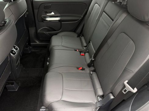 New 2026 Mercedes-Benz GLB 250 image 24