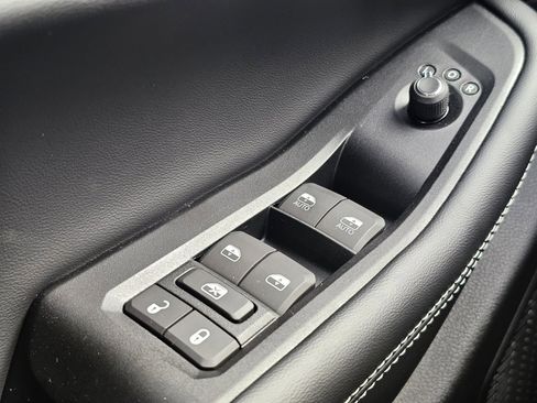 New 2025 Jeep Grand Cherokee Laredo X image 18