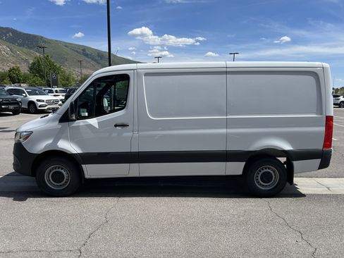 New 2026 Mercedes-Benz Sprinter 2500 image 9