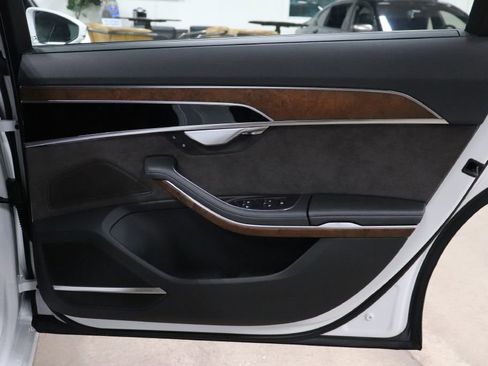 Used 2019 Audi A8 L 3.0T image 20