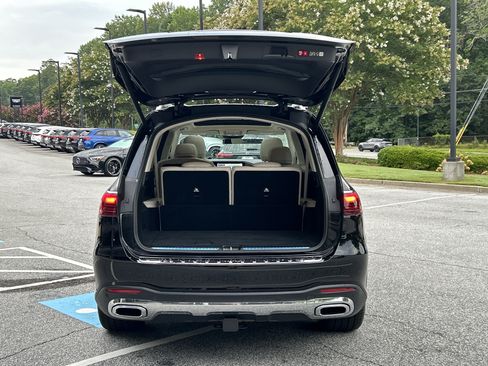 Certified 2025 Mercedes-Benz GLS 450 4MATIC image 9