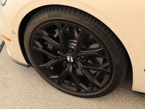 Used 2024 Bentley Continental GT Speed AWD/4WD image 36