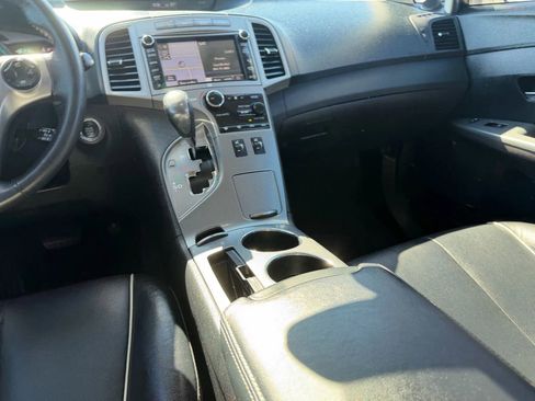 Used 2013 Toyota Venza Limited w/ Tow Prep Pkg image 19