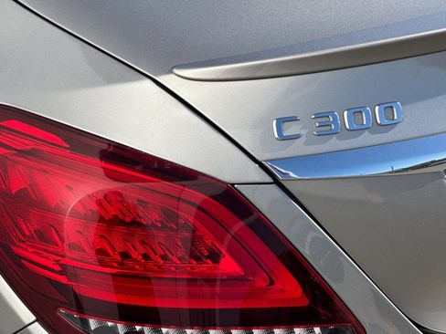 Used 2019 Mercedes-Benz C 300 Sedan image 31