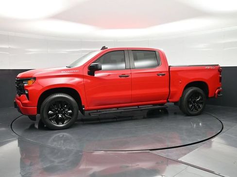 Used 2023 Chevrolet Silverado 1500 Custom AWD/4WD image 9