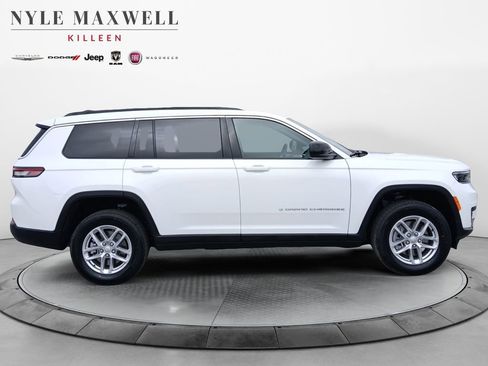 New 2026 Jeep Grand Cherokee L Laredo AWD/4WD image 17