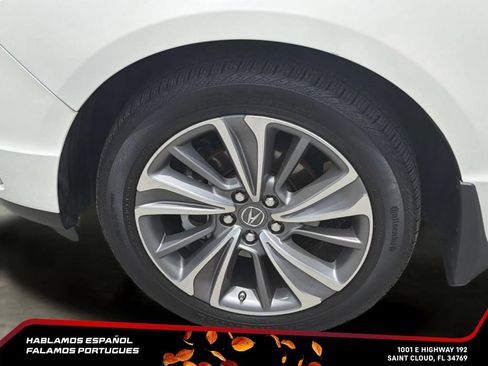 Used 2017 Acura MDX w/ Technology Package AWD/4WD image 10