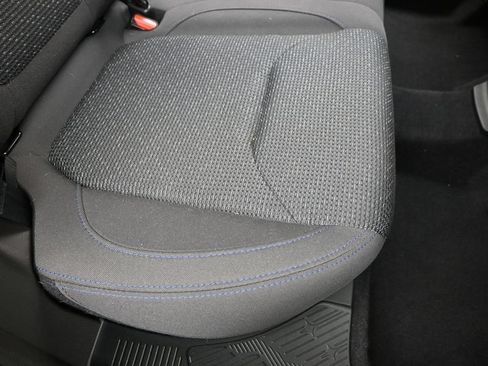 Used 2025 Subaru Forester Premium AWD/4WD image 16