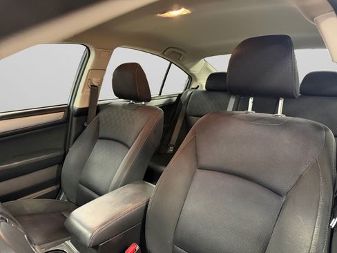 Used 2017 Subaru Legacy 2.5i Premium AWD/4WD image 35