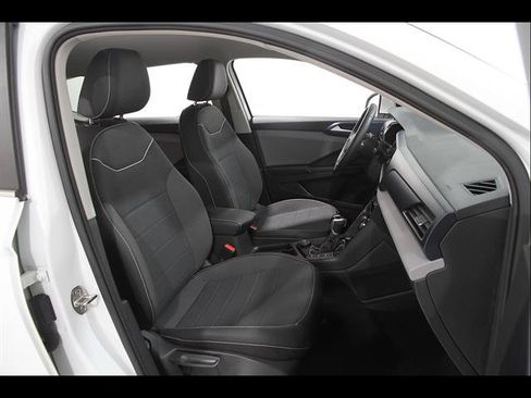 Certified 2023 Volkswagen Taos SE AWD/4WD image 19