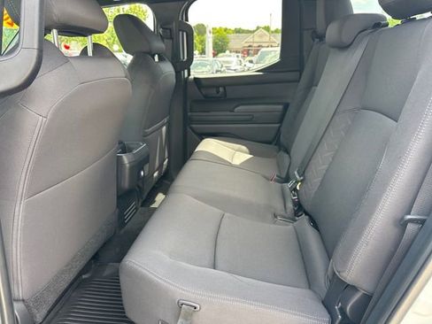 Used 2024 Toyota Tacoma SR AWD/4WD image 8