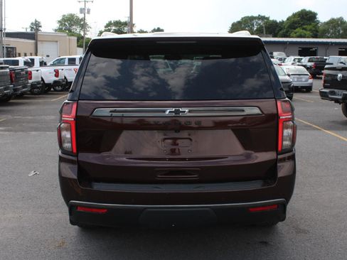 Certified 2022 Chevrolet Tahoe Z71 w/ Luxury Package AWD/4WD image 6