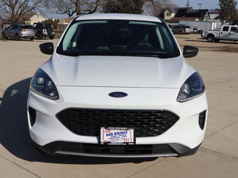 Used 2022 Ford Escape SE w/ Convenience Package image 2