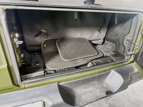 Used 2023 Jeep Wrangler Freedom Edition image 23