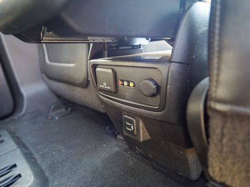 Used 2017 Buick Enclave Premium w/ Experience Buick Package image 35