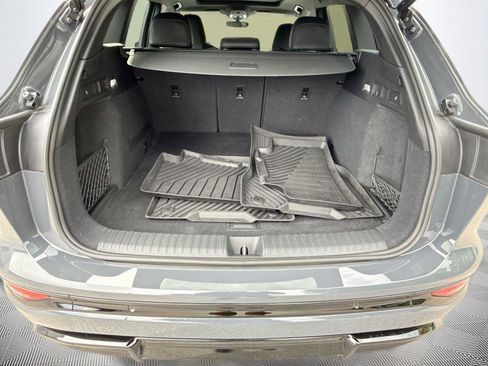 Certified 2025 Audi SQ6 e-tron Prestige AWD/4WD image 27