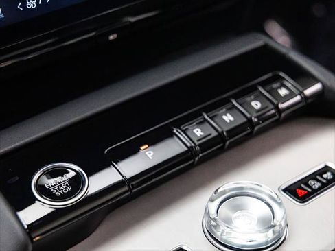 New 2027 Lincoln Navigator Premiere RWD image 29