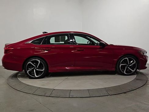 Used 2021 Honda Accord Sport image 6