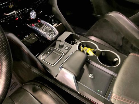 Used 2022 Acura MDX A-Spec image 16