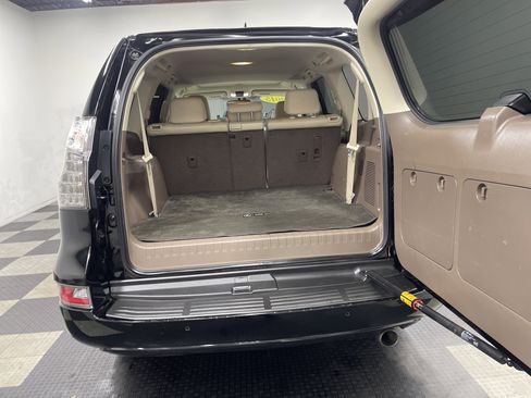 Used 2015 Lexus GX 460 image 18