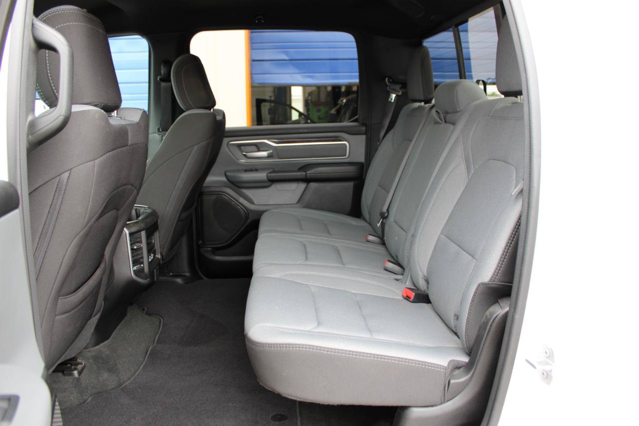 Used 2023 RAM 1500 Big Horn AWD/4WD image 40