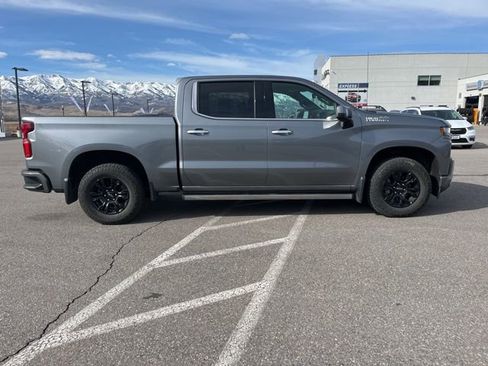 Used 2021 Chevrolet Silverado 1500 High Country image 2