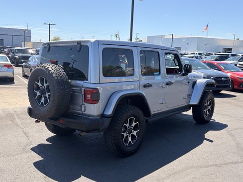 Used 2019 Jeep Wrangler Unlimited Rubicon AWD/4WD image 5