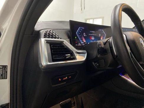 Used 2026 BMW X5 xDrive40i AWD/4WD image 18