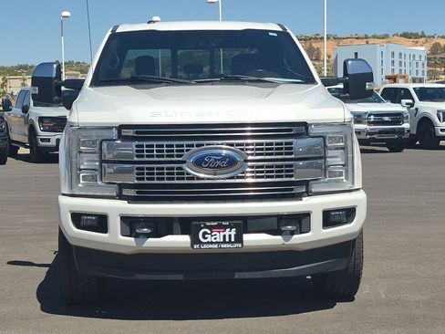 Used 2017 Ford F350 Platinum w/ Platinum Ultimate Package AWD/4WD image 8