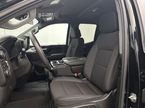 Used 2025 Chevrolet Silverado 1500 Custom w/ Turbomax Blackout Package image 17