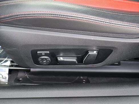 Used 2025 BMW M440i Convertible w/ Premium Package RWD image 36