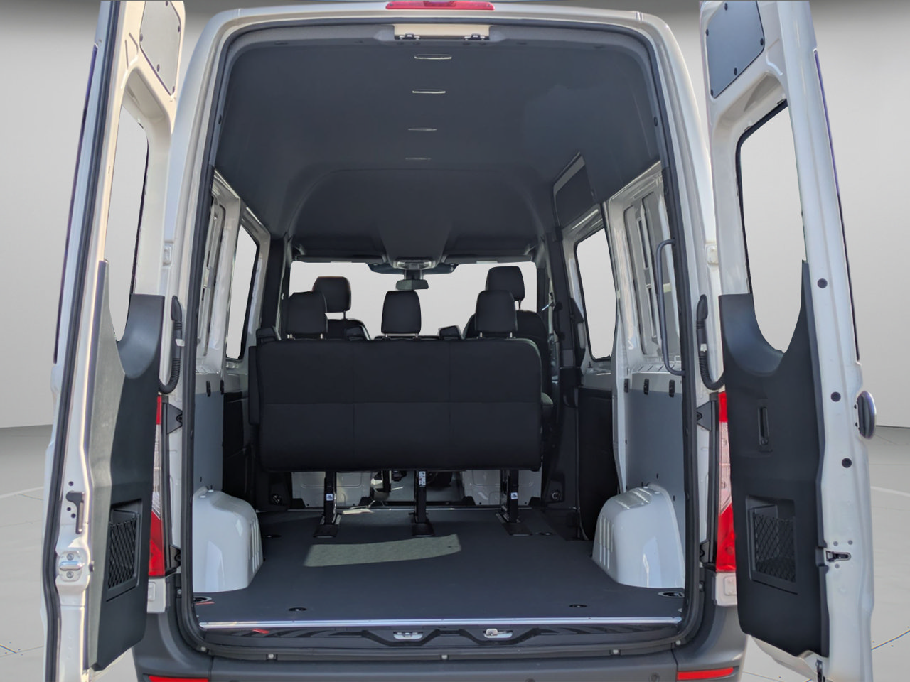 New 2025 Mercedes-Benz Sprinter 2500 image 11