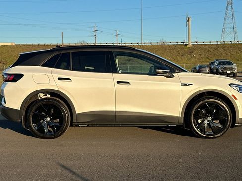 New 2026 Volkswagen ID.4 Pro S Plus AWD/4WD image 2