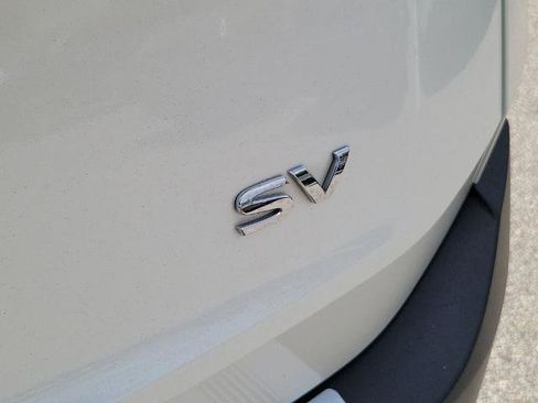 Certified 2023 Nissan Rogue SV FWD image 14
