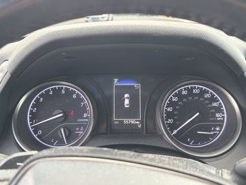 Used 2022 Toyota Camry SE FWD image 17