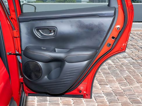 Certified 2025 Honda HR-V Sport image 14