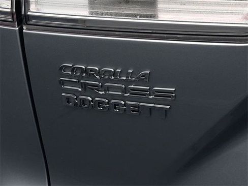 Certified 2024 Toyota Corolla Cross LE image 16