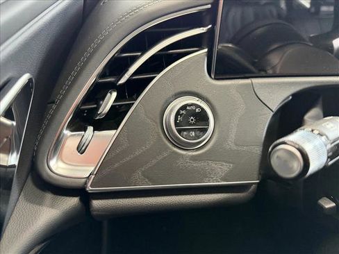 New 2026 Mercedes-Benz E 350 4MATIC Sedan image 12