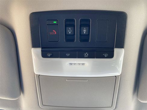 New 2026 Nissan Pathfinder SL w/ SL Premium Package FWD image 23